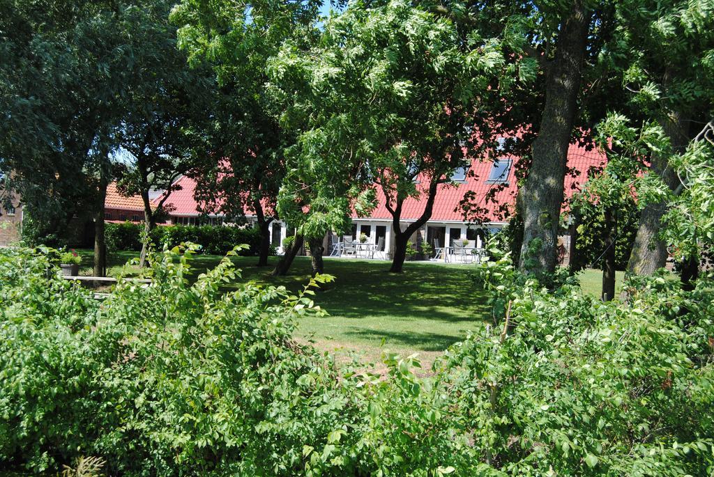 Appartementen Verhuur De Trijehoek Stiens Exterior foto